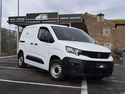 Usata Peugeot Partner Premium 102 CV (75 kW) 2019 Bianco / pastello Monovolume