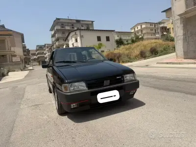 Usata Fiat Uno Racing 116 CV (85 kW) 1992 Nero Utilitaria
