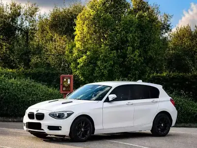 Usata BMW 116 M Sport 116 CV (85 kW) 2014 Bianco Utilitaria