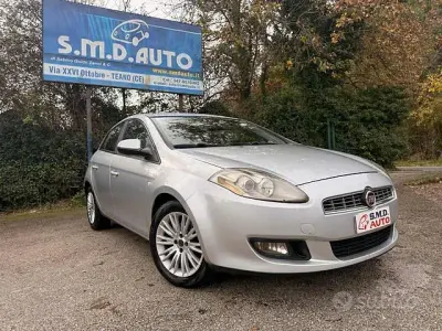 Usata Fiat Bravo Dynamic 105 CV (77 kW) 2008 Grigio Utilitaria
