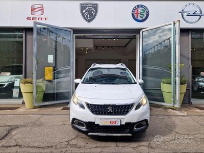 Usata Peugeot 2008 Allure 100 CV (73 kW) 2016 Bianco SUV