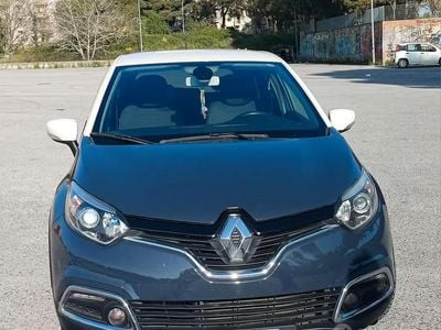 Usado Renault Captur Iconic 90 CV (66 kW) 2016 Verde SUV