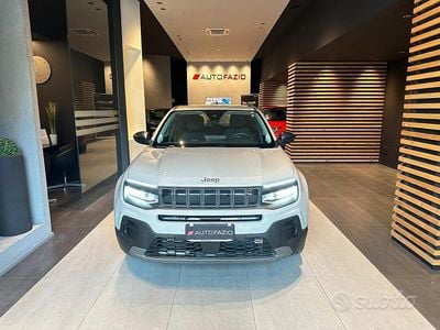 Usata Jeep Avenger Longitude 100 CV (73 kW) 2023 Grigio SUV