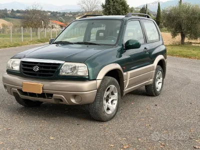 Usata Suzuki Grand Vitara 94 CV (69 kW) 2002 Verde SUV