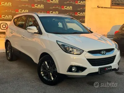 Usata Hyundai ix35 Xpossible 116 CV (85 kW) 2014 Bianco SUV