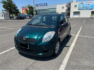 Usata Toyota Yaris Sol 69 CV (50 kW) 2007 Utilitaria