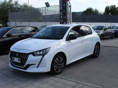 Usata Peugeot 208 GT 101 CV (74 kW) 2022 Other Utilitaria