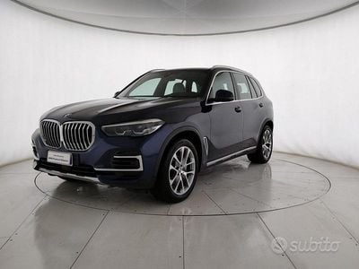 Usata BMW X5 Comfort Edition 286 CV (210 kW) 2023 Blu SUV