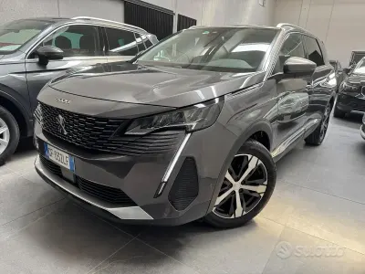 Usata Peugeot 5008 Allure 131 CV (96 kW) 2021 Grigio SUV