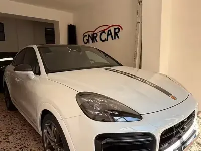 Usata Porsche Cayenne 460 CV (338 kW) 2021 Bianco SUV