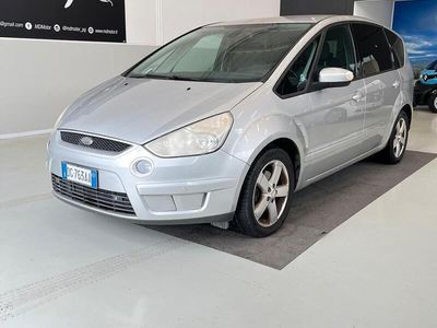 usata Ford S-MAX S-Max 2.0 TDCi 140 CV New Titanium