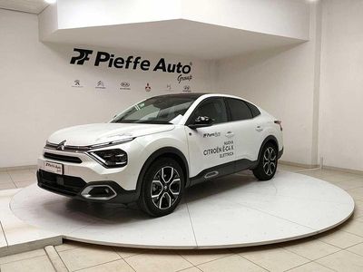 Usata Citroën e-C4 Shine 100 kW (136 CV) 2023 Pearl white  perlat Berlina