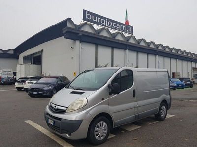 usata Opel Vivaro 27 2.0 CDTI 120CV euro 5 2.0dti Motore Revisionato