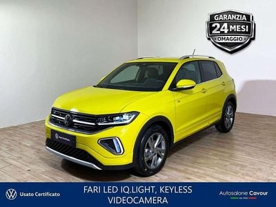 Usata VW T-Cross R-line 116 CV (85 kW) 2024 Grape yellow SUV