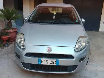 Usata Fiat Punto Evo 75 CV (55 kW) 2015 Grigio Utilitaria