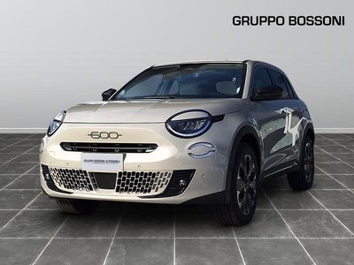 Nuova Fiat 600 La Prima 110 CV (80 kW) 2025 Blu SUV