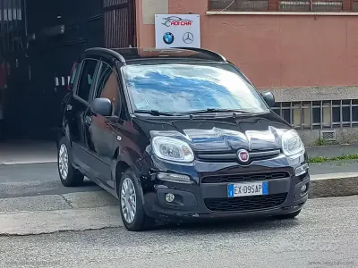 Gebraucht Fiat Panda Pop 69 PS (50 kW) 2014 Schwarz Kleinwagen