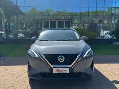 Usata Nissan Qashqai N-Connecta 140 CV (102 kW) 2021 Grigio SUV
