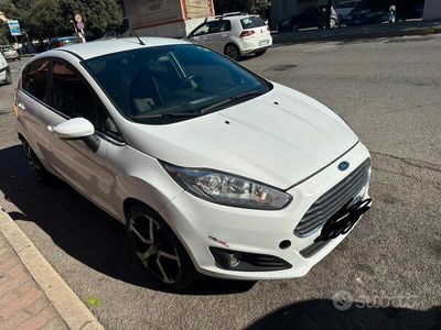 usata Ford Fiesta 5p titanium