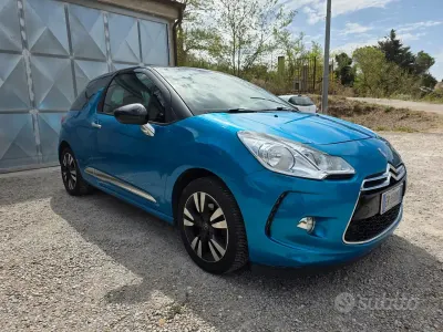 Usata Citroën DS3 So Chic 82 CV (60 kW) 2013 Bluazzurro Coupé
