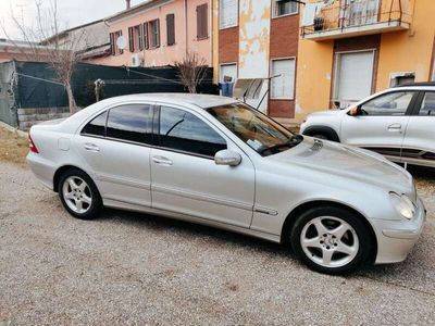 Mercedes C270