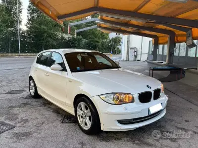 Usata BMW 120 177 CV (130 kW) 2010 Bianco Utilitaria