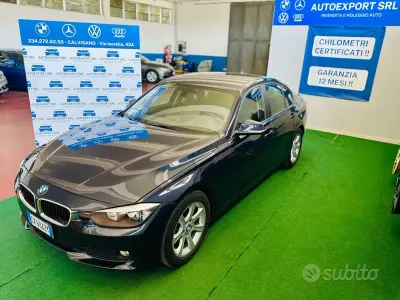 Usata BMW 318 Luxury Line 143 CV (105 kW) 2014 Nero Berlina