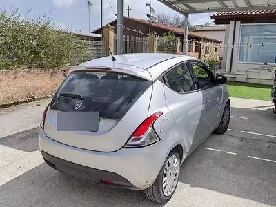 Usata Lancia Ypsilon 60 CV (44 kW) 2012 Utilitaria