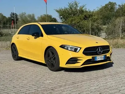 Usata Mercedes A200 Premium 150 CV (110 kW) 2021 Giallo Berlina