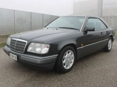 Usata Mercedes 200 118 CV (86 kW) 1991 Coupé