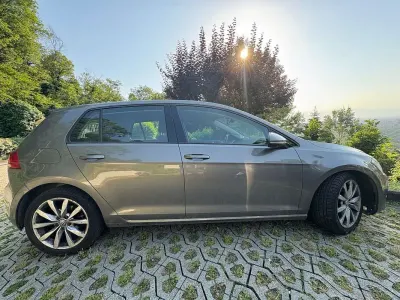 Usata VW Golf VII Highline 110 CV (80 kW) 2016 Grigio Berlina