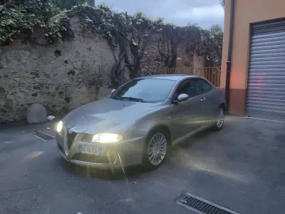 Usata Alfa Romeo GT Distinctive 150 CV (110 kW) 2007 Coupé