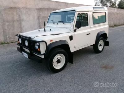Gebraucht Land Rover Defender 109 PS (80 kW) 1990 Weiß SUV