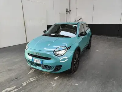 Usata Fiat 600 145 CV (106 kW) 2025 Verde SUV