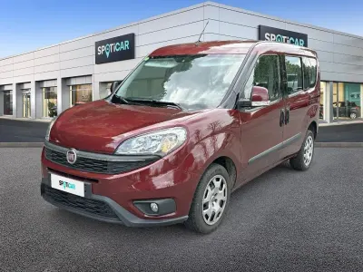 Usata Fiat Doblò Easy 95 CV (69 kW) 2016 Rosso Monovolume