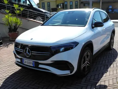 Usata Mercedes EQA250+ 94 kW (129 CV) 2023 Pastello SUV