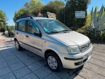 Usata Fiat Panda 69 CV (50 kW) 2006 Grigio Utilitaria