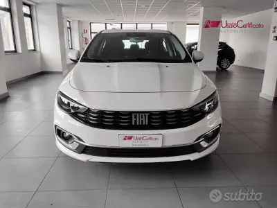 Usata Fiat Tipo Business 131 CV (96 kW) 2022 Bianco Berlina