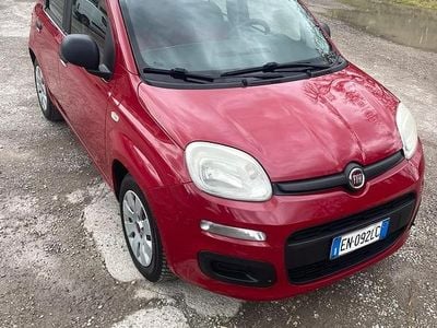 Usata Fiat Panda 2012 Rosso Utilitaria