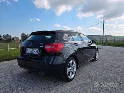 Usata Mercedes A180 109 CV (80 kW) 2015 Nero Berlina