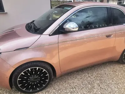 Usata Fiat 500e La Prima 42 kW (58 CV) 2025 Oro Utilitaria