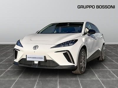 Usata MG MG4 EV Luxury 67 kW (92 CV) 2024 Bianco Utilitaria