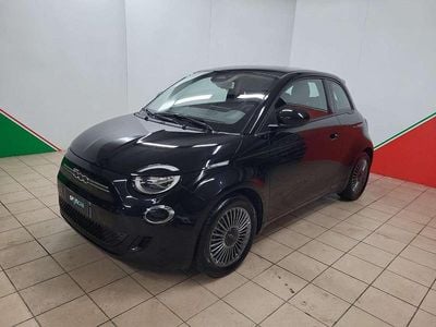 Usata Fiat 500e Icon 86 kW (118 CV) 2023 Nero Utilitaria