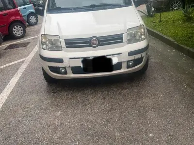 Usata Fiat Panda 60 CV (44 kW) 2006 Bianco Utilitaria