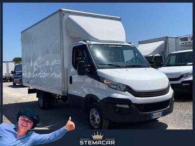 Usata Iveco Daily 136 CV (100 kW) 2019 Bianco Monovolume