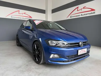 Usata VW Polo Highline 110 CV (80 kW) 2020 Blu metallizzato Utilitaria