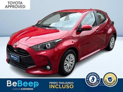 Rosso Usata 2022 Toyota Yaris Active Berlina | 15.700 € (Buon prezzo)