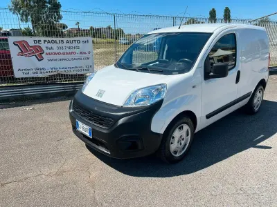 Occasion Fiat Fiorino 80 ch (58 kW) 2022 Blanc Monospace