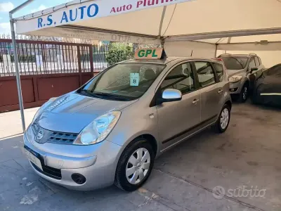 Usata Nissan Note 88 CV (64 kW) 2009 Grigio Utilitaria
