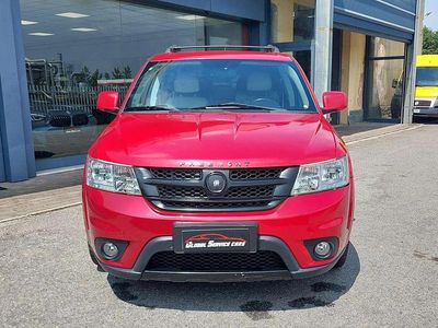 Usata Fiat Freemont Lounge 170 CV (125 kW) 2012 Rosso SUV